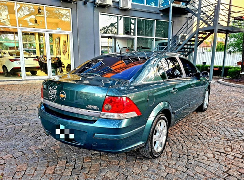 Imagen 9 de 11 de Chevrolet Vectra Gls 2.4 4ptas 2009 178.000km T/usado Oport
