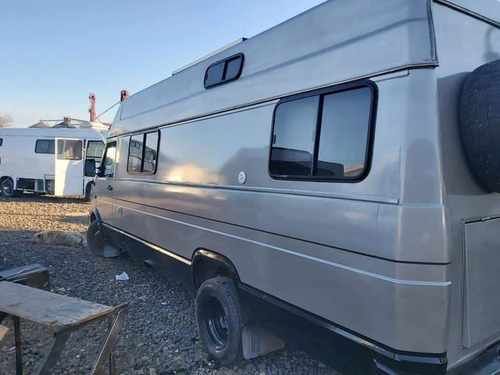 Imagen 5 de 18 de Motorhome Iveco Daily 2007 180000km - Equipado Y Homologado