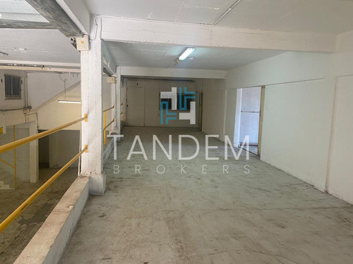 Imagen 6 de 12 de Galpón De Losa Con Oficinas Y Vestuarios En Zona Industrial A 200 Metros Del Ramal Escobar