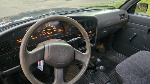 Toyota Hilux 2.8 S/cab 4x4 D