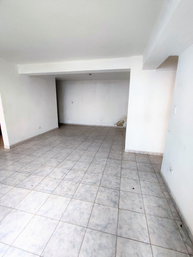 Imagen 2 de 12 de Bello Apartamento En La Matica