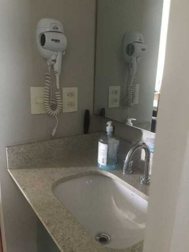 Imagem 4 de 6 de Flat-à Venda-jacarepaguá-rio De Janeiro - Brfl00001