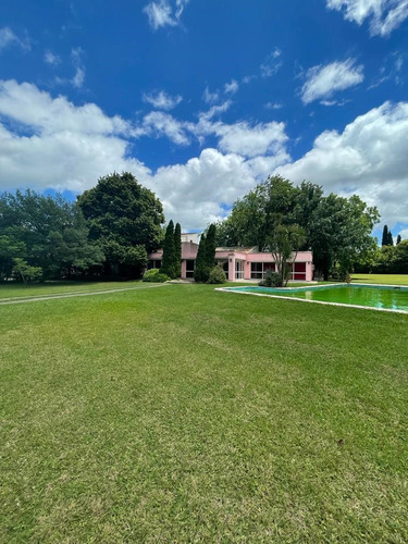 Terreno En Venta Sobre Calle Necochea A Dos Cuadras Del Complejo Las Piedras