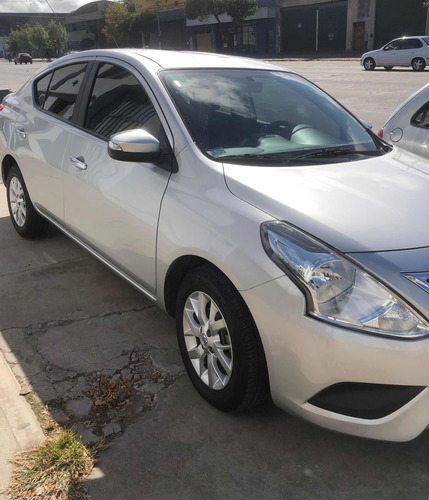 Nissan Versa 1.6 Advance At