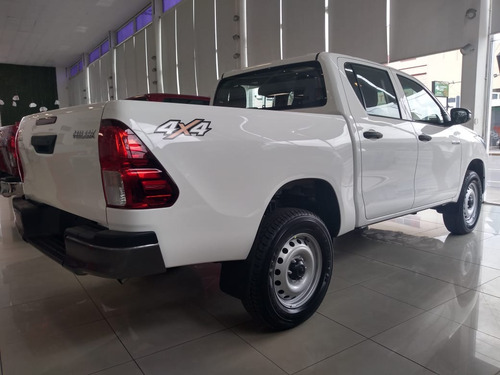 Toyota Hilux 2.4 Cd Dx 150cv 4x4