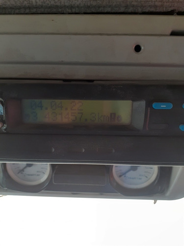 Imagem 11 de 11 de Iveco 240e25 Bau Iveco 240e 25