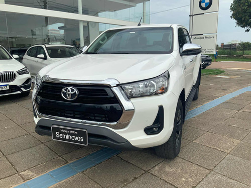 Toyota Hilux 2.7 Srv Cab. Dupla 4x2 Flex Aut. 4p marchas