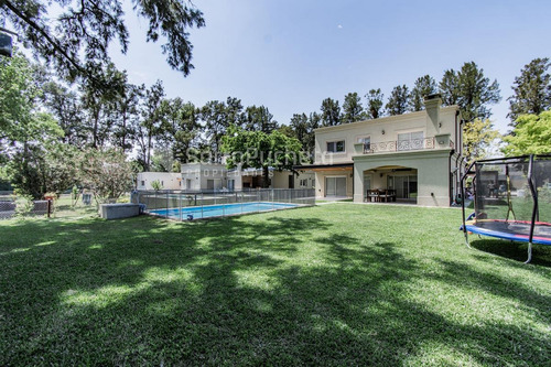 Imagen 2 de 30 de Venta Casa 5 Ambientes En La Cesarina - Barrio Cerrado - Barrio Privado - Country