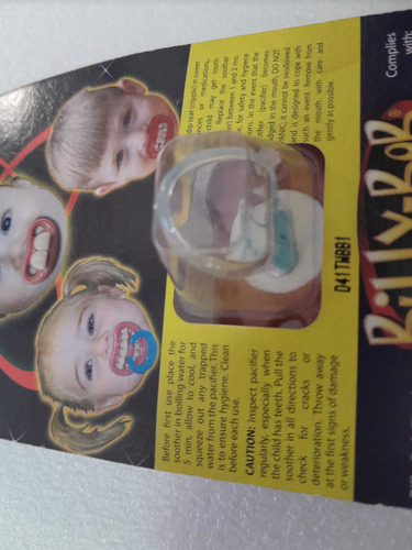 Chupón Forma De Dientes Lengua Color Marrón Período De Edad 3 + Meses