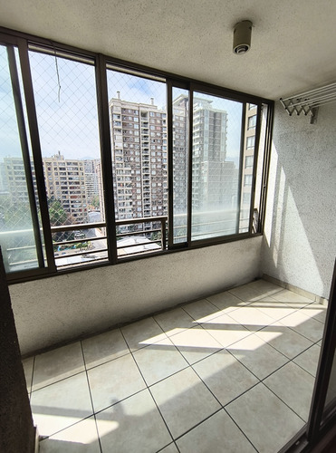 Arriendo Departamento Santiago Centro 3 Dormitorios, 2 Baños