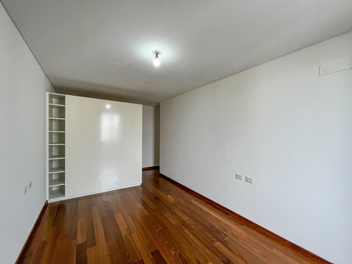 Departamento En Venta De 2 Dormitorios A Estrenar Zona Rio