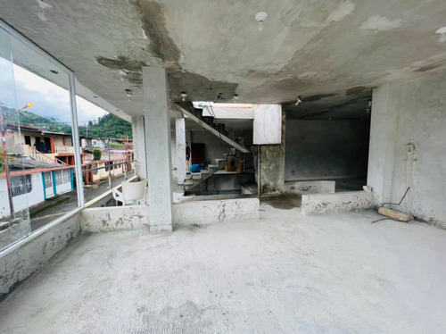 Imagen 4 de 6 de Cr En Alquiler Edificio En Punto Estratégico En Cordero
