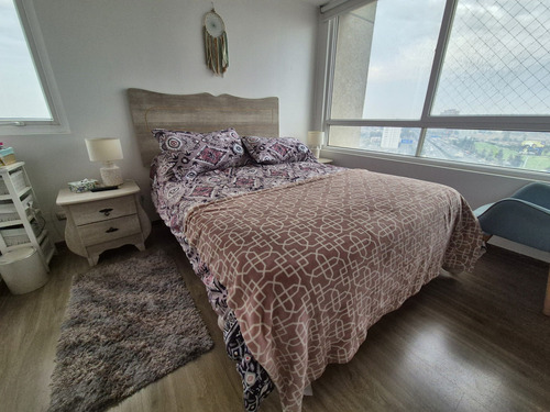 Amplio Depto En Arriendo 3d/2b Con Vista Despejada