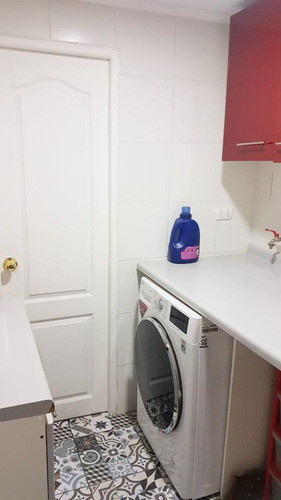Acogedora Y Renovada Casa Cercana A Metro Castillo Velasco,