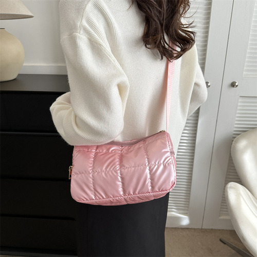 Elegante Bolso De Hombro De Algodón Acolchado Con Coche Mode