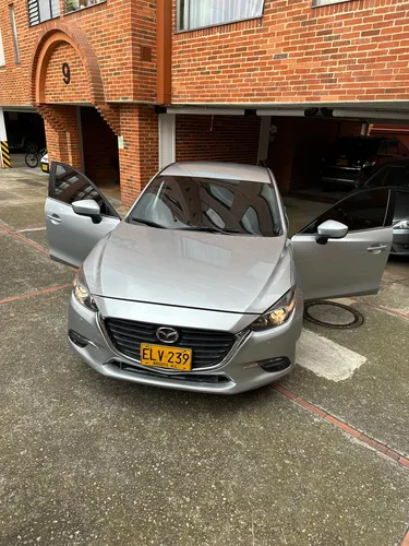 Mazda 3 Touring