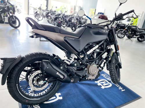 Imagen 2 de 16 de Husqvarna Svartpilen 401