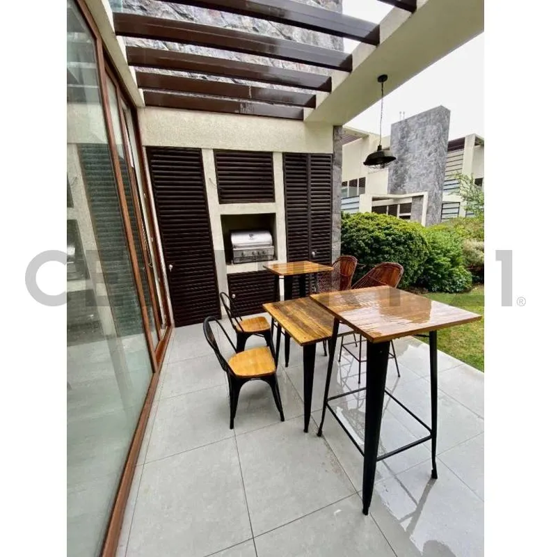 Imagen 3 de 26 de Se Vende Espacioso Y Moderno Townhouse Chicureo