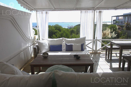 Alquiler / Venta Casa Cuatro Dormitorios, Faro Jose Ignacio