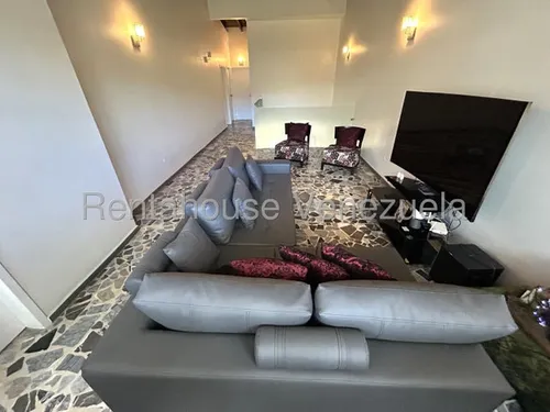 Casas En Venta Mls #25-13693