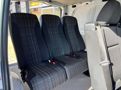 Imagen 13 de 17 de Mercedes-benz Vito 2018 1.6 111 Cdi Furgon Mixto Aa 114cv