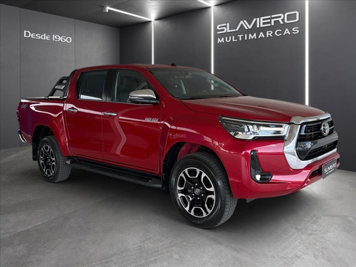 Toyota Hilux 2.8 D-4D TURBO DIESEL CD SRX 4X4 AUTOMÁTICO