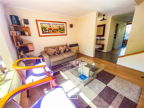 Gran Oportunidad! Casa En Venta De 3 Dorm. En La Florida