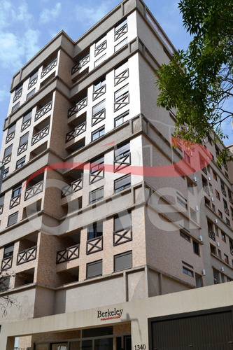 Imagem 3 de 30 de Berkeley, Apartamento 2 Dormitorios, 1 Vaga De Garagem, Centro, Curitiba, Paraná - Ap00822 - 33543534