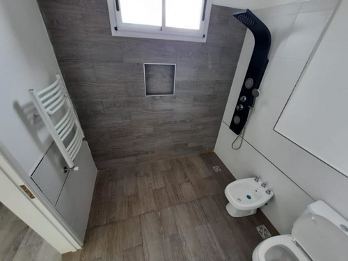 Imagen 12 de 25 de Greenville 2, Duplex En Venta De 3 Dormitorios, Escritorio, 3 Baños