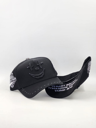 Gorra Baez X Víctor Mendevil Negro Ajustable (Usado)