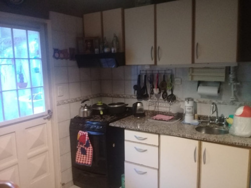 Imagen 7 de 21 de Dúplex De 4 Ambientes Con Cochera Y Patio.