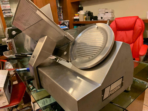 Rebanadora De Carne Y Jamon Pigore Modelo 2526 Servicio Echo (Usado)