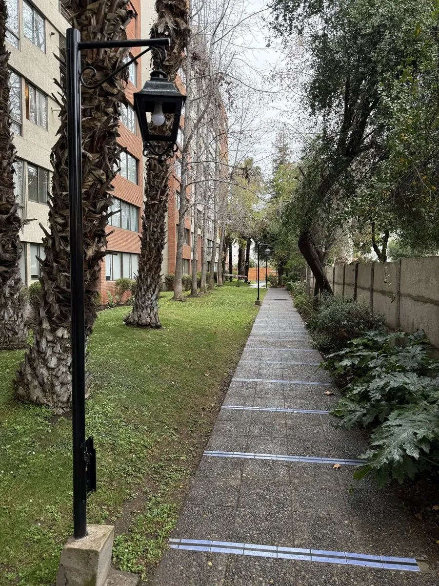 Imagen 1 de 13 de Ñuñoa, Arriendo Amplio Departamento De 3d-2b-1e En 5to Piso