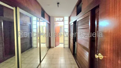 Casa En Venta El Marques Vgi
