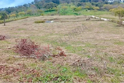 Excelente Lote Dentro De Parcelacion Cerca A Via Principal (12109).