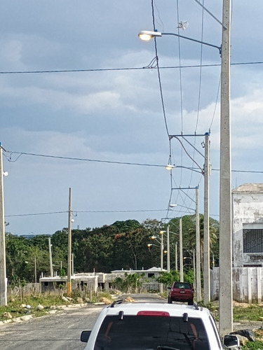 Se Vende Solares A Bordo De Avenida En Santo Domingo Norte 