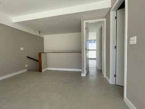 Imagem 24 de 30 de Excelente Cobertura Duplex De Alto Padrão Com Três Suítes Na Avenida Afrânio De Melo Franco, Leblon. - Co00045 - 69400596