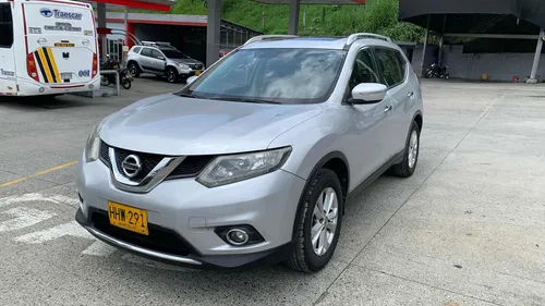 Nissan X-Trail 2.5 Advance 4x2 at 7 ptos modelo 2015