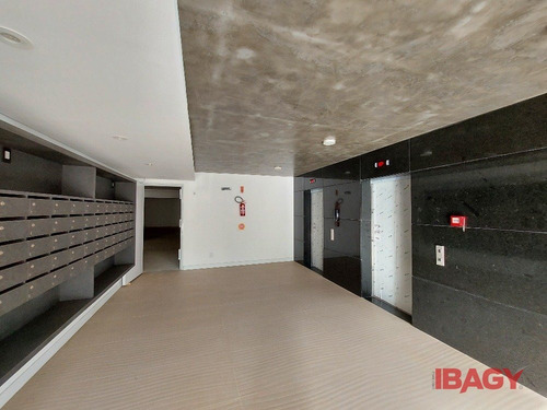 Imagem 7 de 15 de Oportunidade! Loja Em Centro - Florianopolis - L-111675