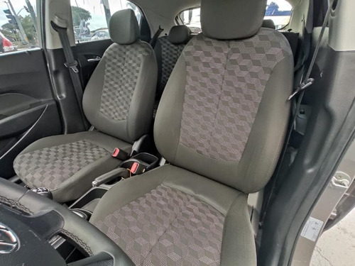 Imagem 8 de 9 de Hyundai Hb20 C./c.plus/c.style 1.6 Flex 16v Mec.
