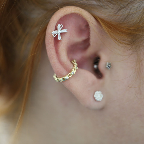 Piercing Conch Em Ouro 18k Coração Com Diamantes