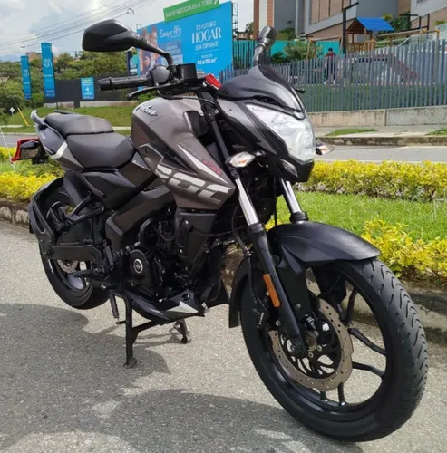 Pulsar Ns 200 Fi