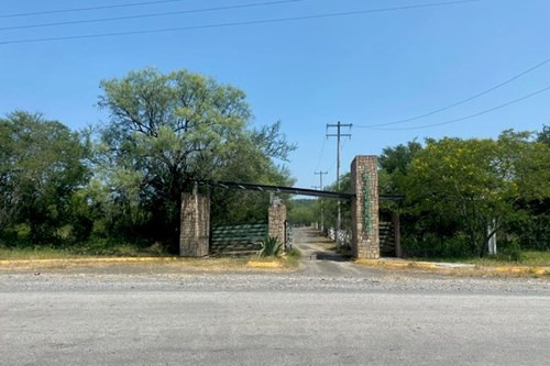 Terreno En Venta Plano En Montemorelos,n.l. Municipio Citrìcola , Con Gran Desarrollo En La Zona...