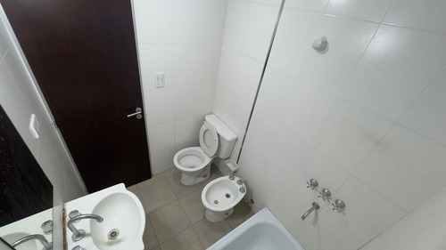 Monoambiente C/cochera En Venta Juramento 370