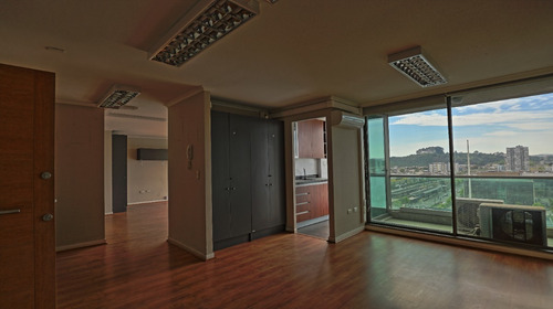 Imagen 2 de 12 de Vende Oficina Barrio Cívico, Concepción.