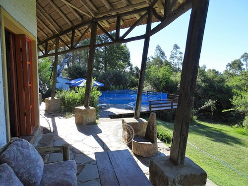 Kaaguy Porá En Villa Serrana