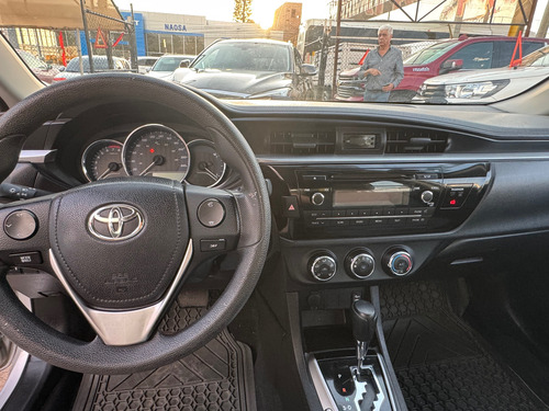 Toyota Corolla 1.8 Base At