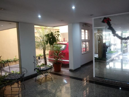 Imagen 2 de 14 de Departamento De 3 Ambientes En Venta - Moron Centro