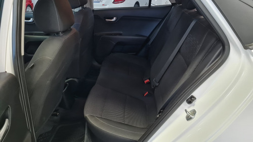 Kia Rio Ex
