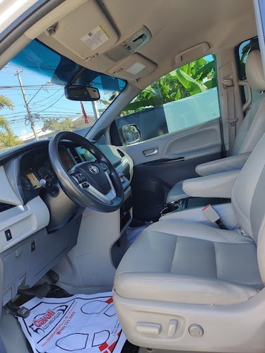 Imagen 7 de 8 de Toyota Sienna Le 2015